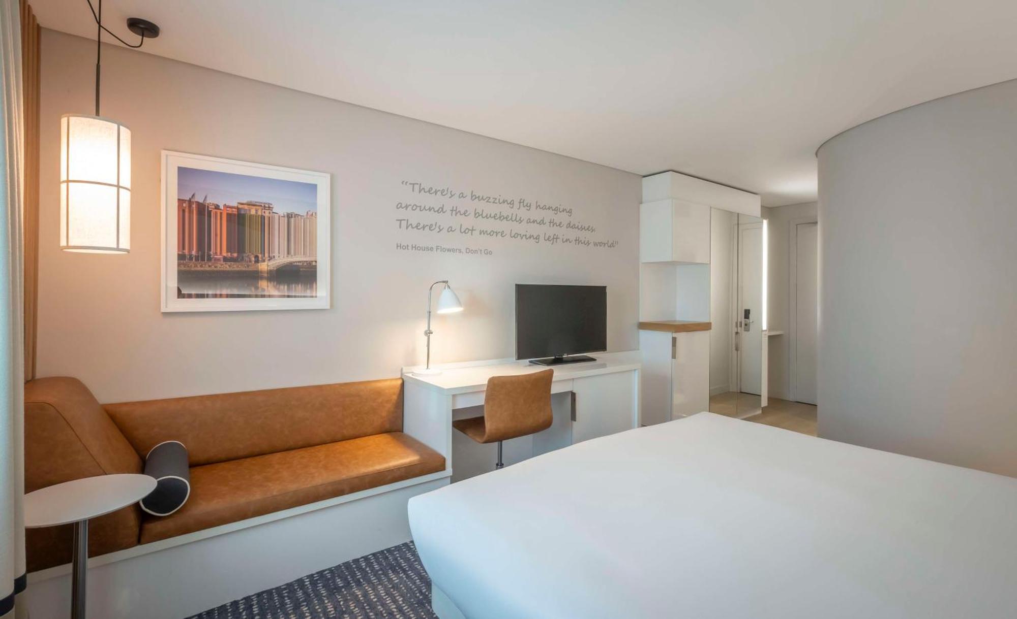 Отель The Morrison Dublin, Curio Collection By Hilton Экстерьер фото