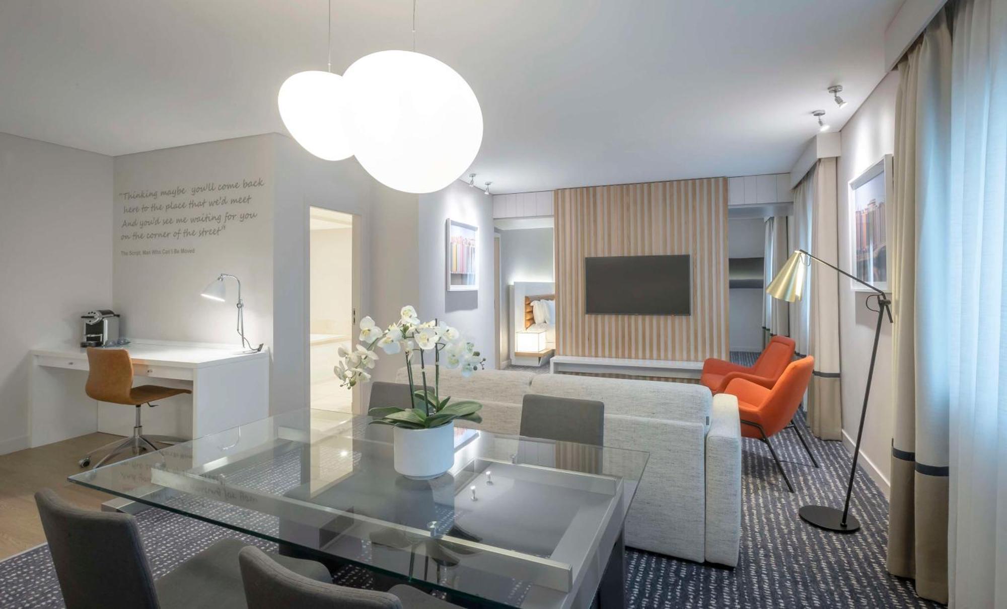 Отель The Morrison Dublin, Curio Collection By Hilton Экстерьер фото