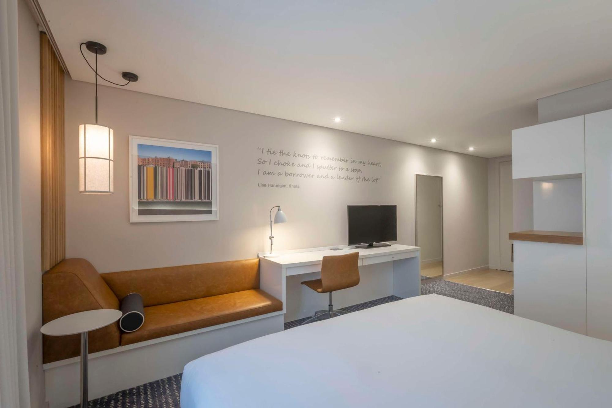 Отель The Morrison Dublin, Curio Collection By Hilton Экстерьер фото