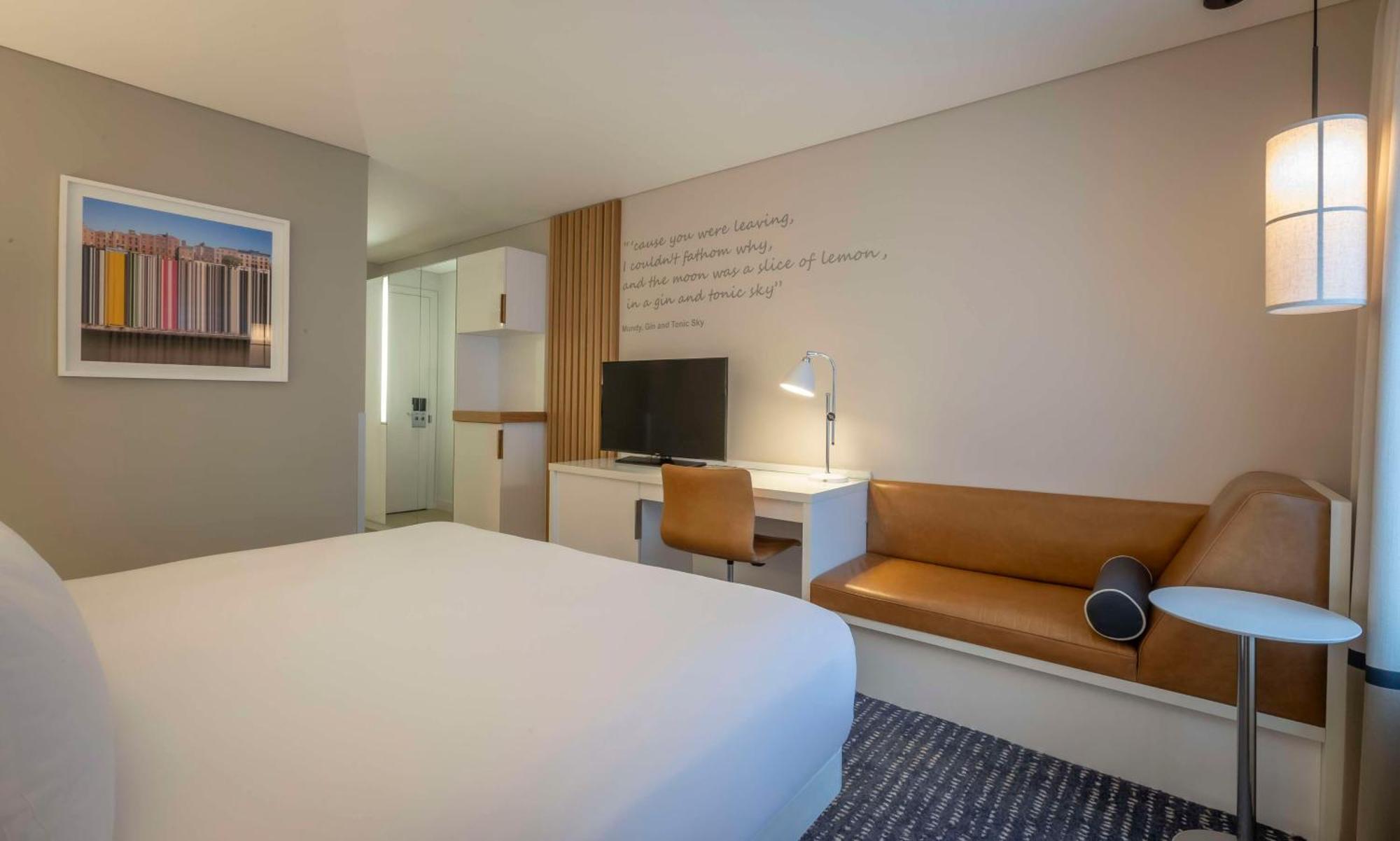 Отель The Morrison Dublin, Curio Collection By Hilton Экстерьер фото