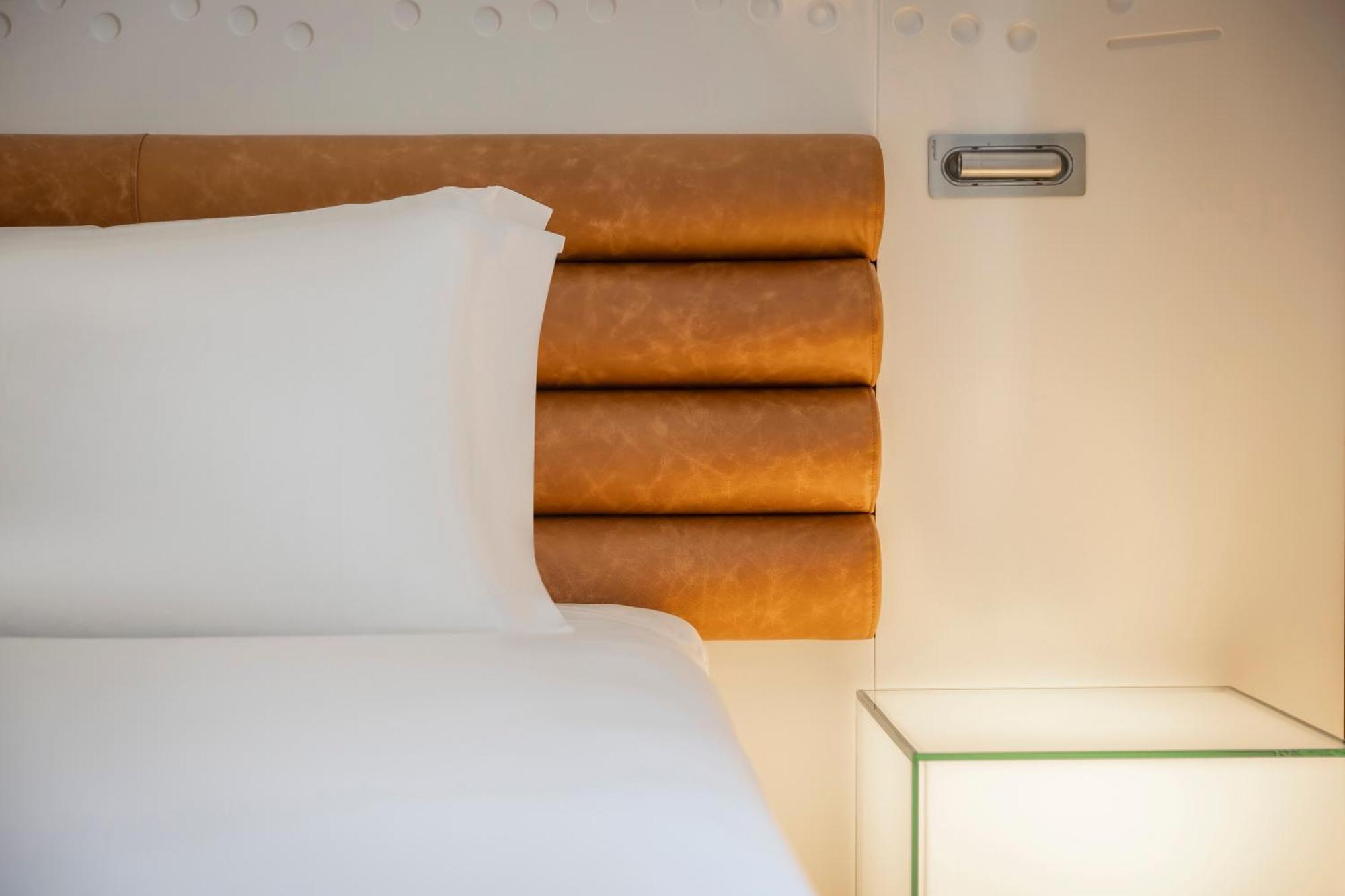 Отель The Morrison Dublin, Curio Collection By Hilton Экстерьер фото