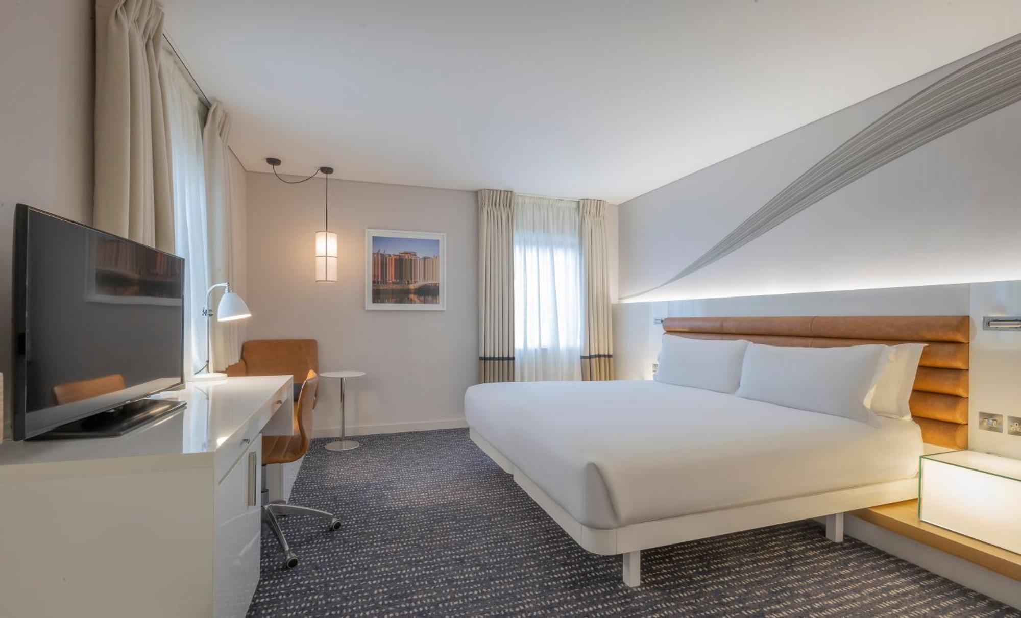 Отель The Morrison Dublin, Curio Collection By Hilton Экстерьер фото
